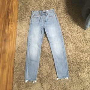 Levi's Wedgie Fit Ankle Jeans